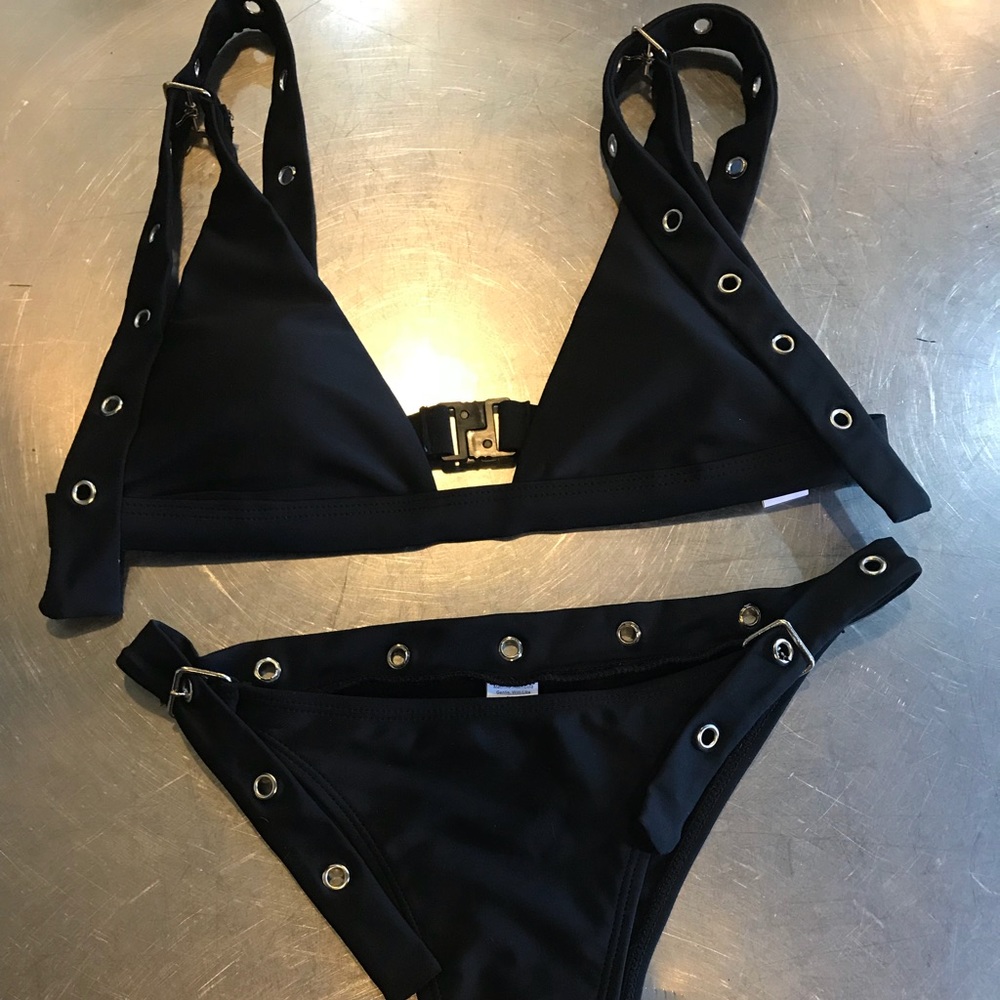 Adjustable Brazilian bikini style
